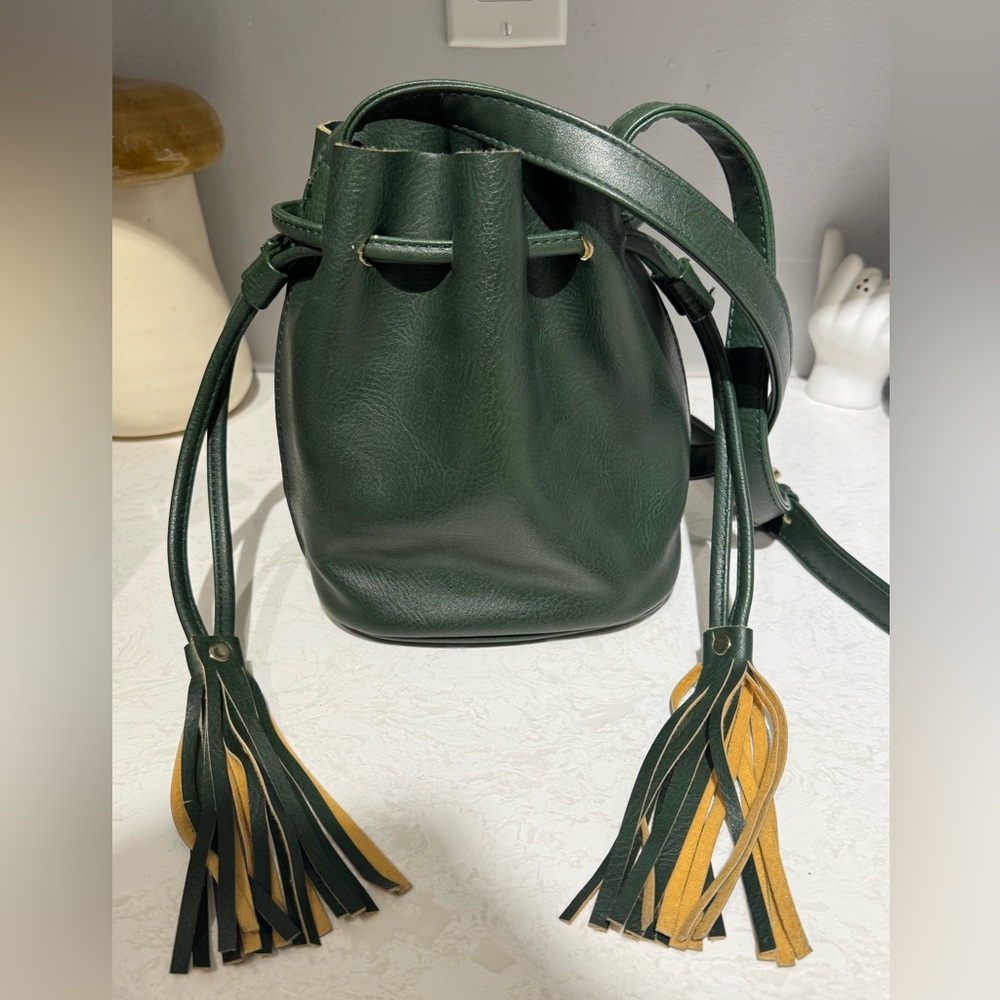 Green Faux Leather Bucket Bag - Picture 10 of 15